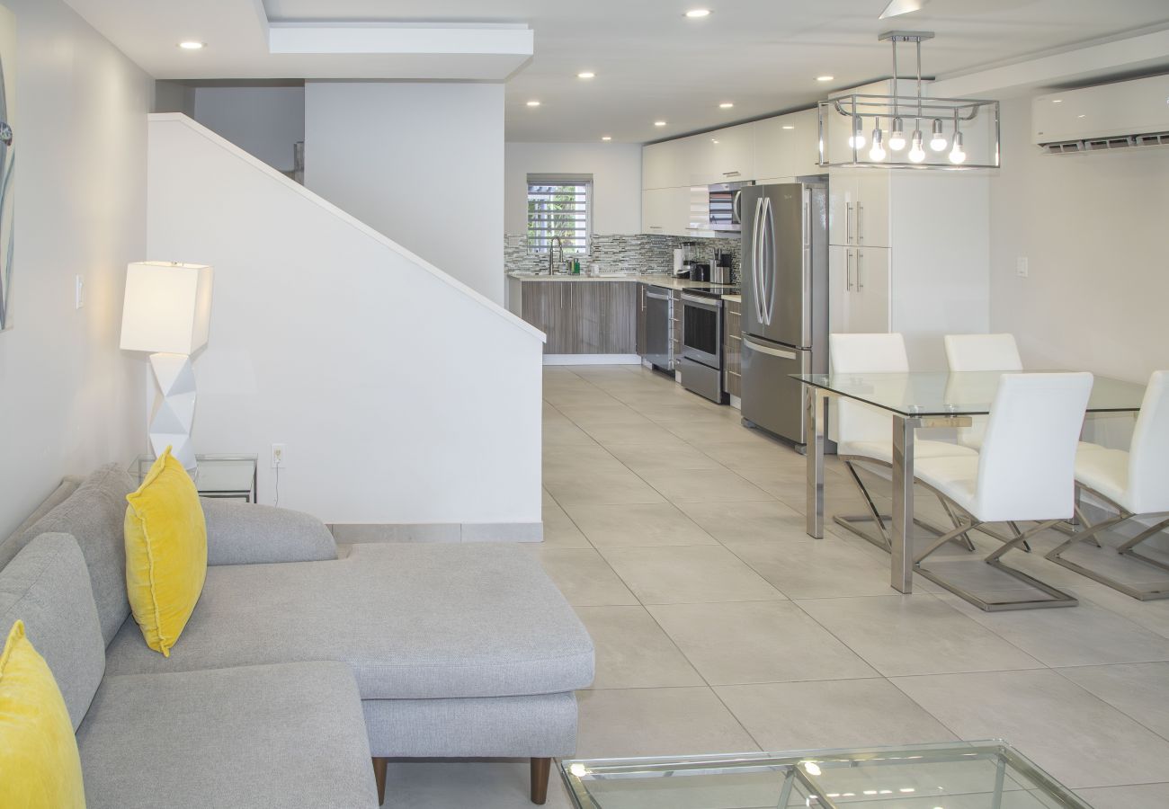 Townhouse in Jolly Harbour - 246D South Finger