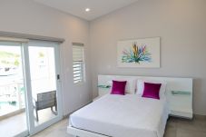 Townhouse in Jolly Harbour - 246D, Superior 2 Bedrooms Townhouse in Jolly Harbour - 246D, Superior 2 Bedrooms