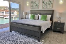 Townhouse in Jolly Harbour - 230A, Luxury 2 Bedrooms