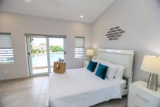 Townhouse in Jolly Harbour - 246E, Superior 2 Bedrooms Townhouse in Jolly Harbour - 246E, Superior 2 Bedrooms