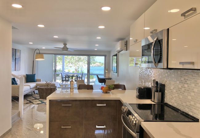 Townhouse in Jolly Harbour - 232B, Luxury 2 Bedrooms Townhouse in Jolly Harbour - 232B, Luxury 2 Bedrooms