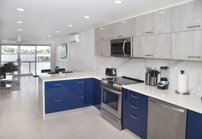 Townhouse in Jolly Harbour - 232D, Luxury 2 Bedrooms Townhouse in Jolly Harbour - 232D, Luxury 2 Bedrooms