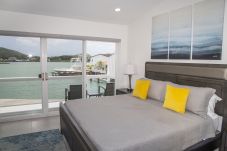Townhouse in Jolly Harbour - 232D, Luxury 2 Bedrooms