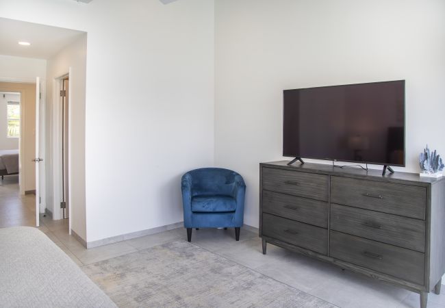 Townhouse in Jolly Harbour - 232F, Luxury 2 Bedrooms Townhouse in Jolly Harbour - 232F, Luxury 2 Bedrooms