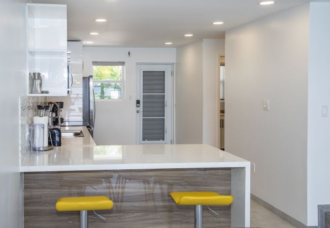 Townhouse in Jolly Harbour - 232F, Luxury 2 Bedrooms Townhouse in Jolly Harbour - 232F, Luxury 2 Bedrooms