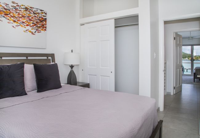 Townhouse in Jolly Harbour - 232F, Luxury 2 Bedrooms Townhouse in Jolly Harbour - 232F, Luxury 2 Bedrooms