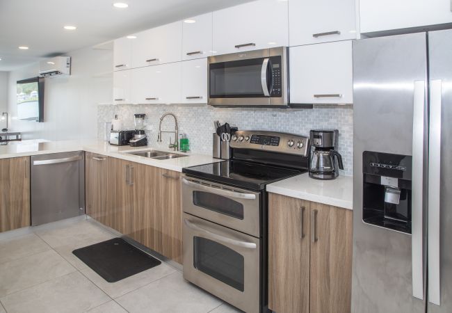 Townhouse in Jolly Harbour - 232F, Luxury 2 Bedrooms Townhouse in Jolly Harbour - 232F, Luxury 2 Bedrooms