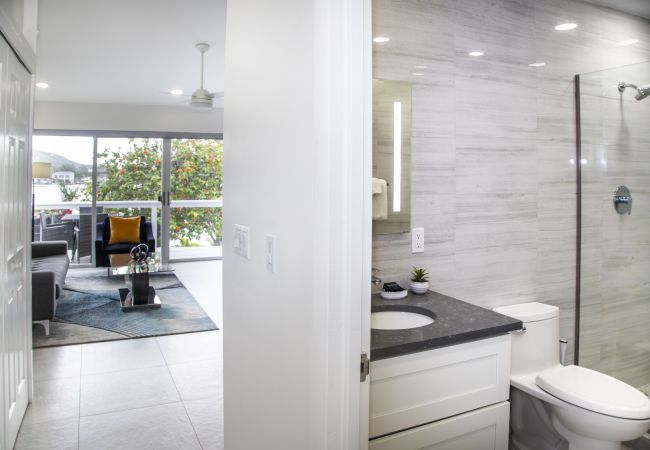 Apartment in Jolly Harbour - 232A (Upper Level), Luxury 1 Bedroom Apartment in Jolly Harbour - 232A (Upper Level), Luxury 1 Bedroom