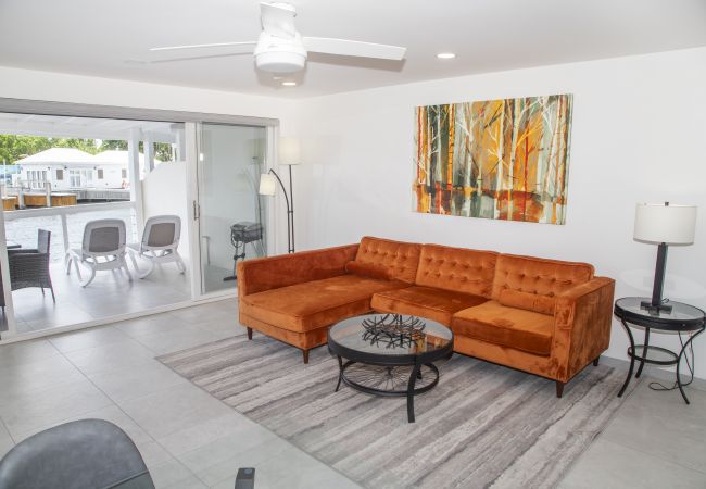 Townhouse in Jolly Harbour - 247B, Luxury 2 Bedrooms Townhouse in Jolly Harbour - 247B, Luxury 2 Bedrooms