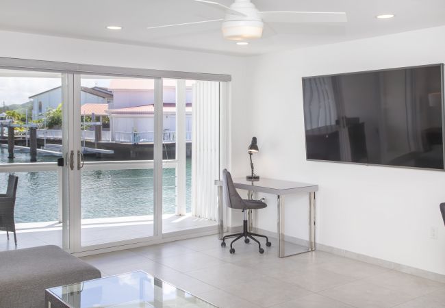 Townhouse in Jolly Harbour - 232E, Luxury 2 Bedrooms Townhouse in Jolly Harbour - 232E, Luxury 2 Bedrooms